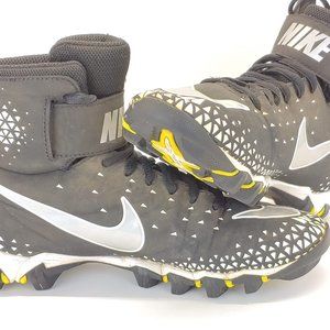 Nike Force Savage Shark Boys Football Cleats 4Y